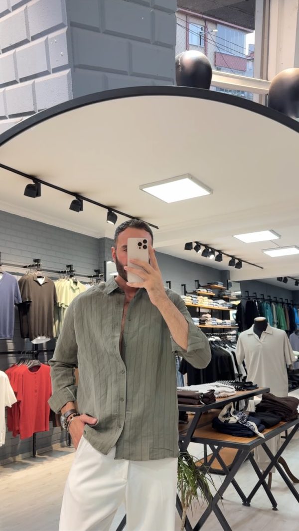 Haki Dikey Çizgili Keten Karışımlı Gömlek